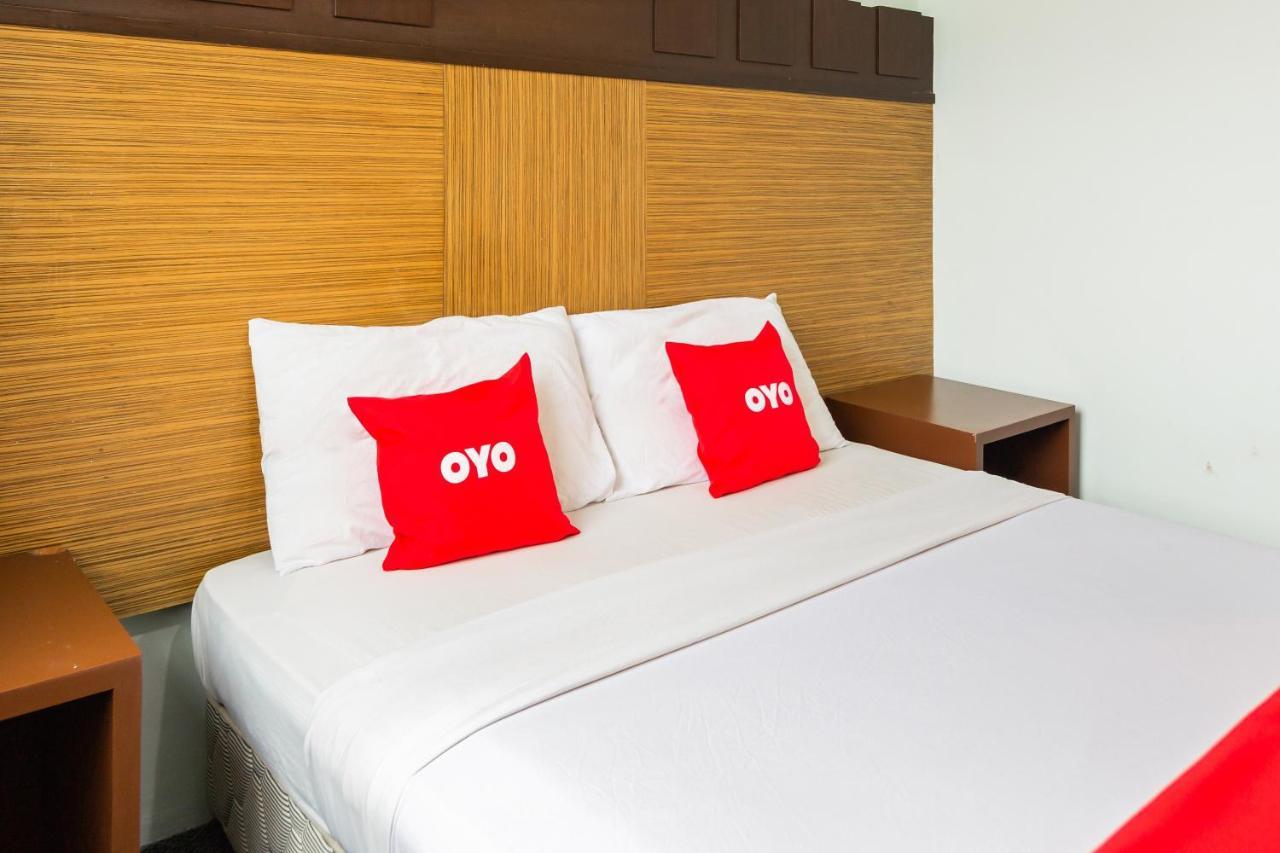 Oyo 89408 Royal Hotel Keningau Exterior foto